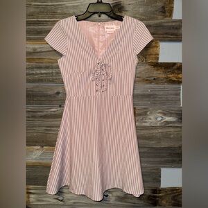 Showpo Stripped Summer Mini Dress
Size: 0